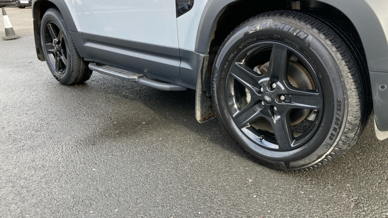 Land Rover Defender 90 Diesel 3.0 D250 Hard Top SE Auto